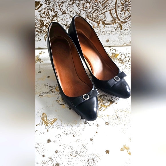 Marc Jacobs Black Pumps Heels Bowl Logo Size 38.5 - Picture 3 of 15